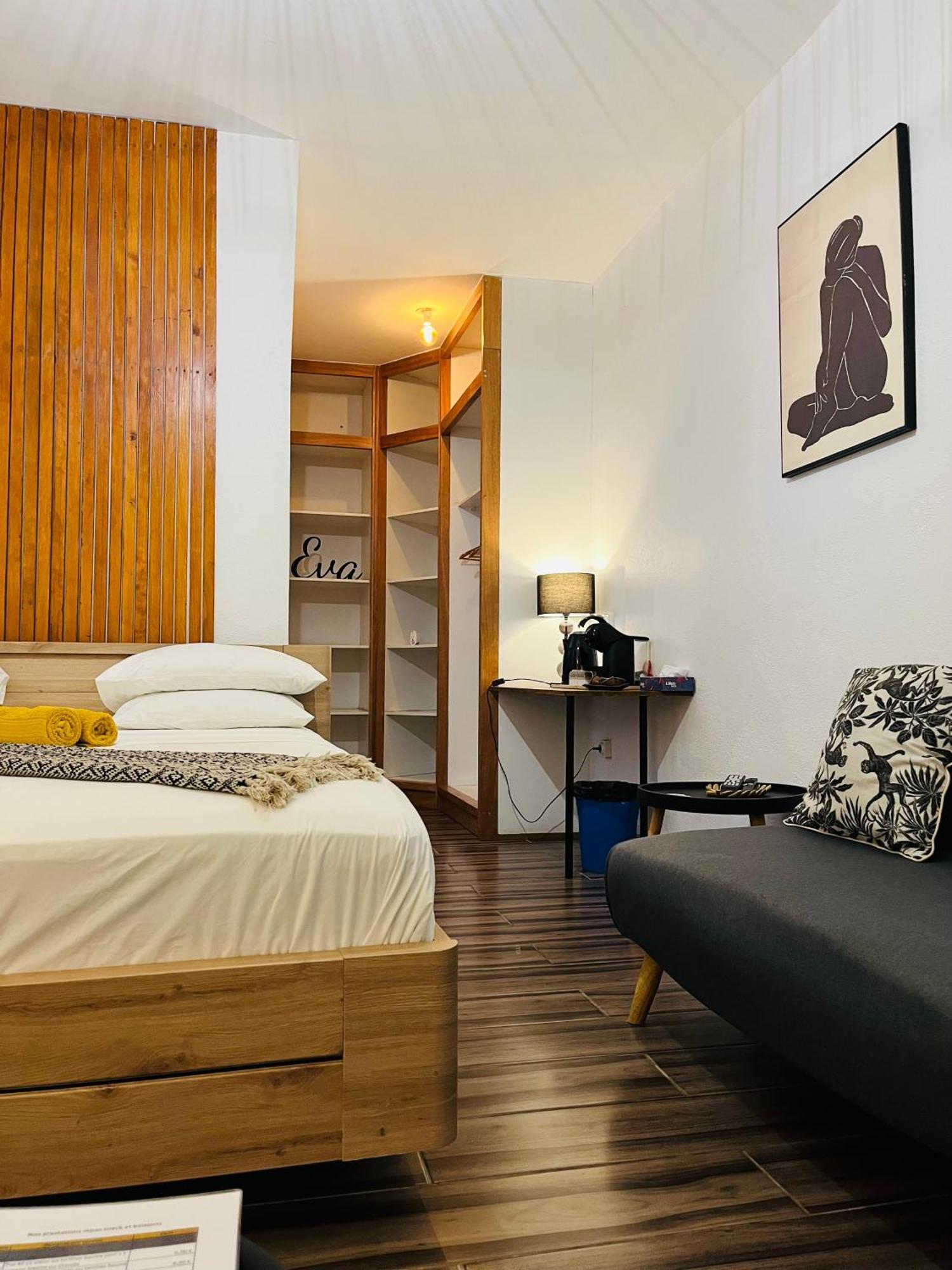 Moya Residence By Md Dzaoudzi Buitenkant foto